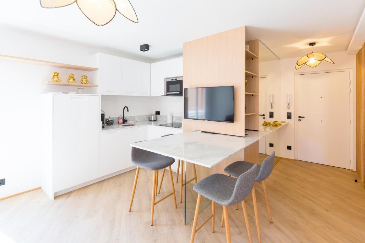 Renaissance - Monaco - 2 Pieces - Parking Apartment